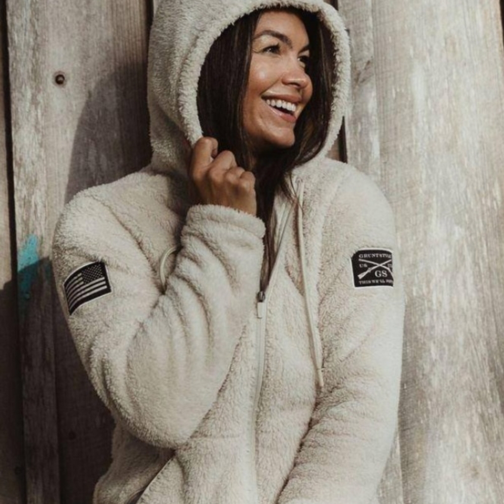 Grunt Style Women's Cozy Cream Teddy Sherpa Jacket